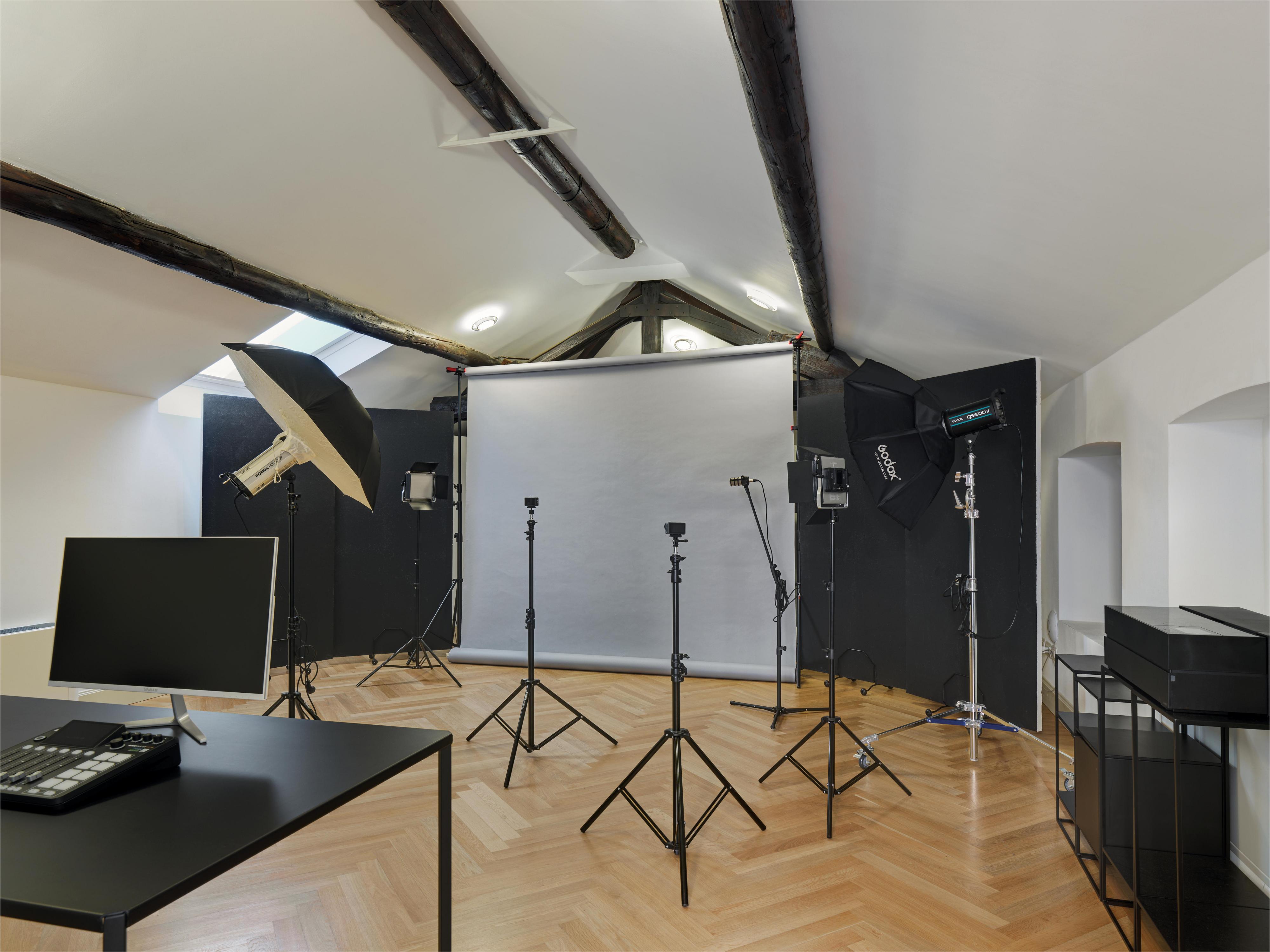 Studio fotografico RIPA65 Navigli Milano attrezzato